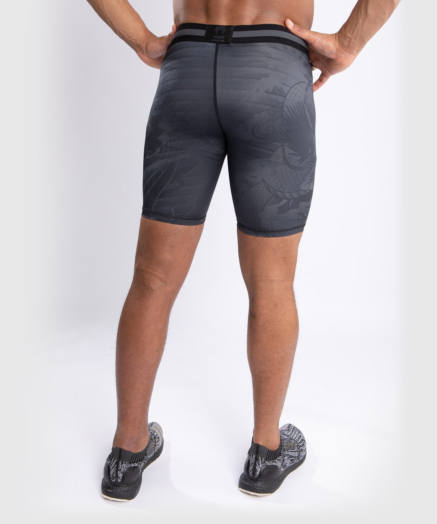 Venum YKZ21 Pantaloncini Vale Tudo - Neri/Neri