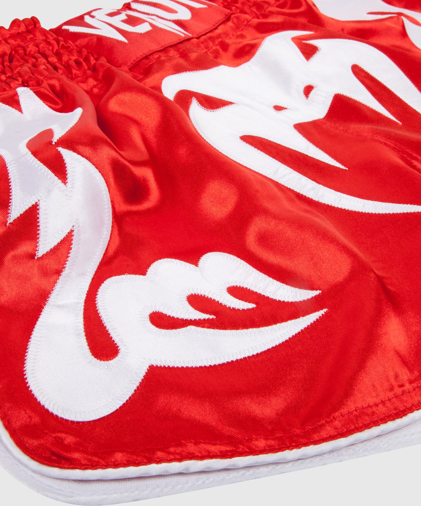 Pantaloncini da Muay Thai Venum Bangkok Inferno - Rosso/Ghiaccio