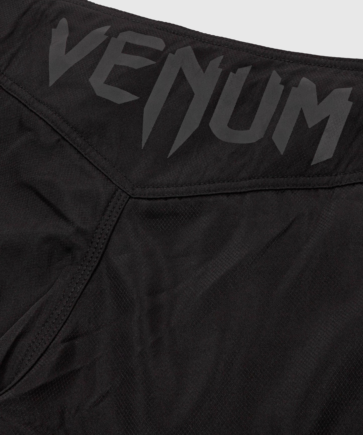 Pantaloncini MMA Venum Light 3.0 - Nero/Nero