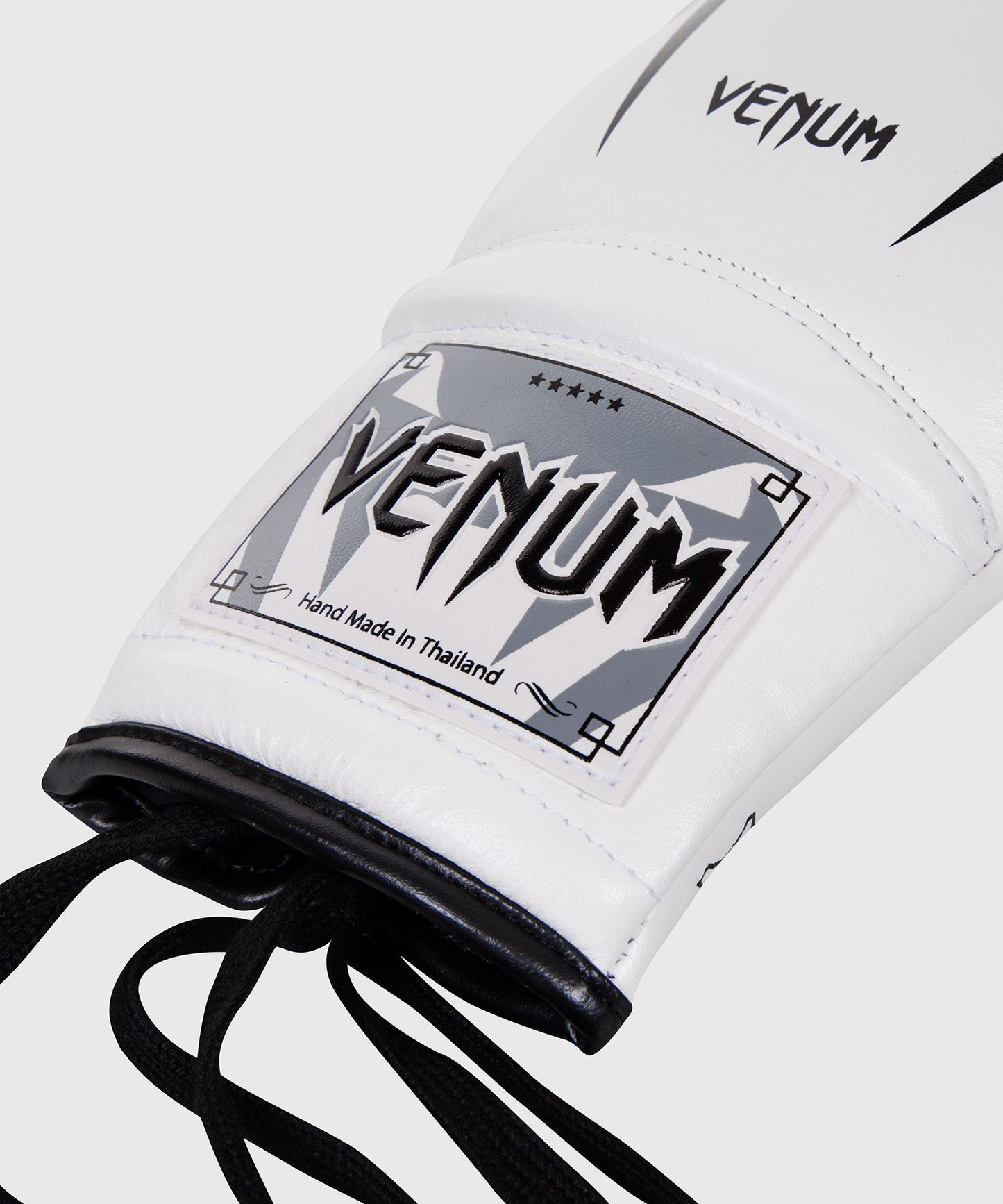 Guantoni da boxe Giant 3.0 Venum - Pelle nappa - con lacci - Bianco