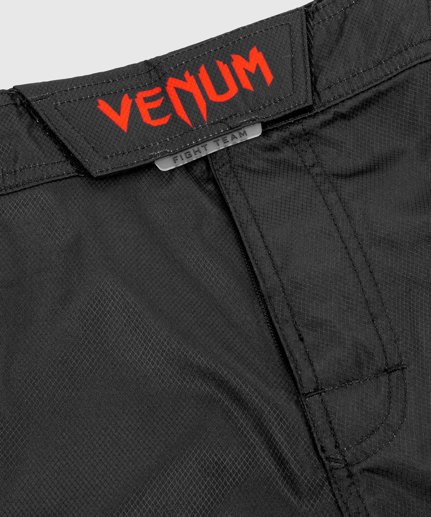 Pantaloncini MMA Venum Light 3.0 - Nero/Rosso