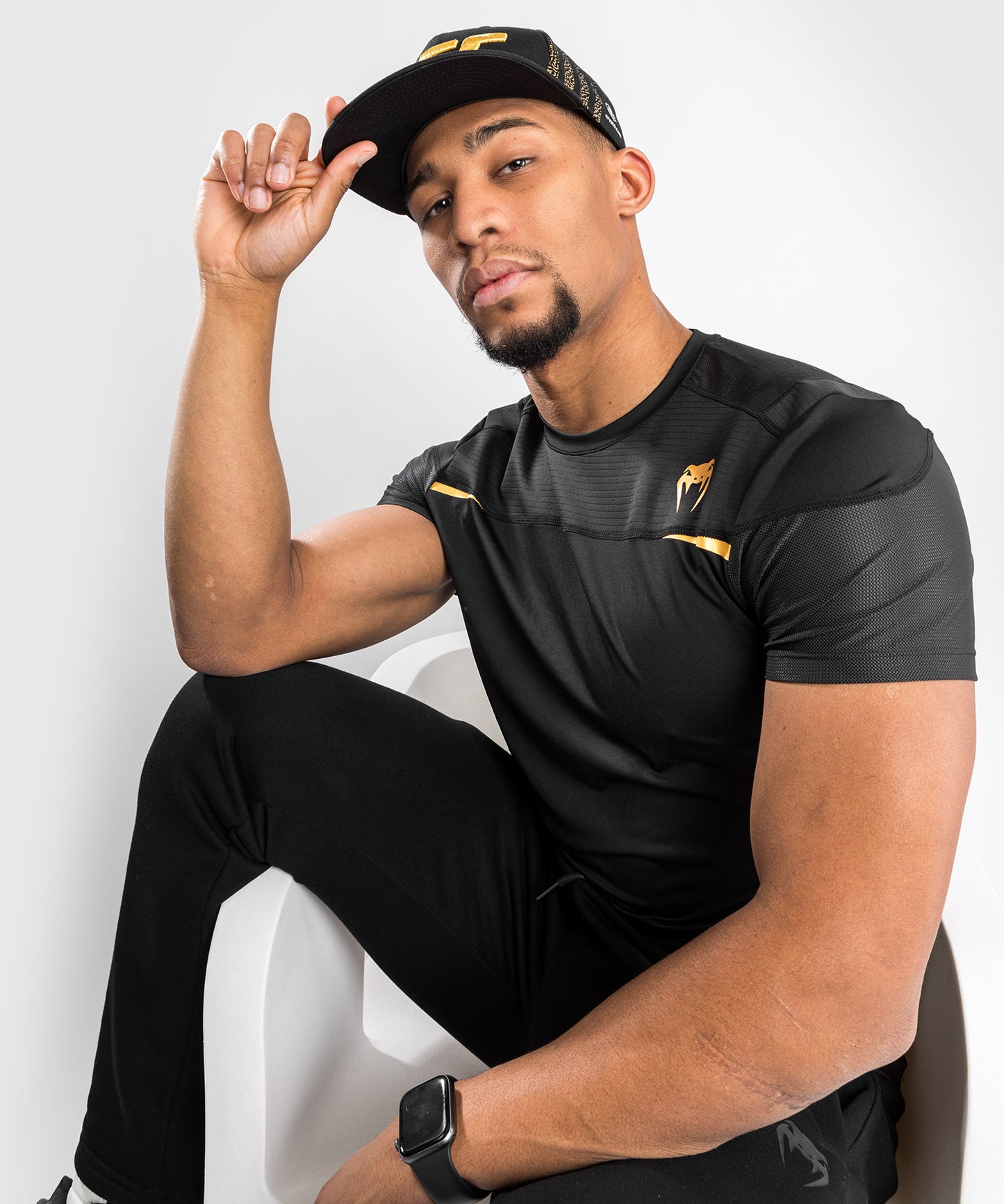 T-shirt Venum Tempest 2.0 Dry Tech - nero/oro