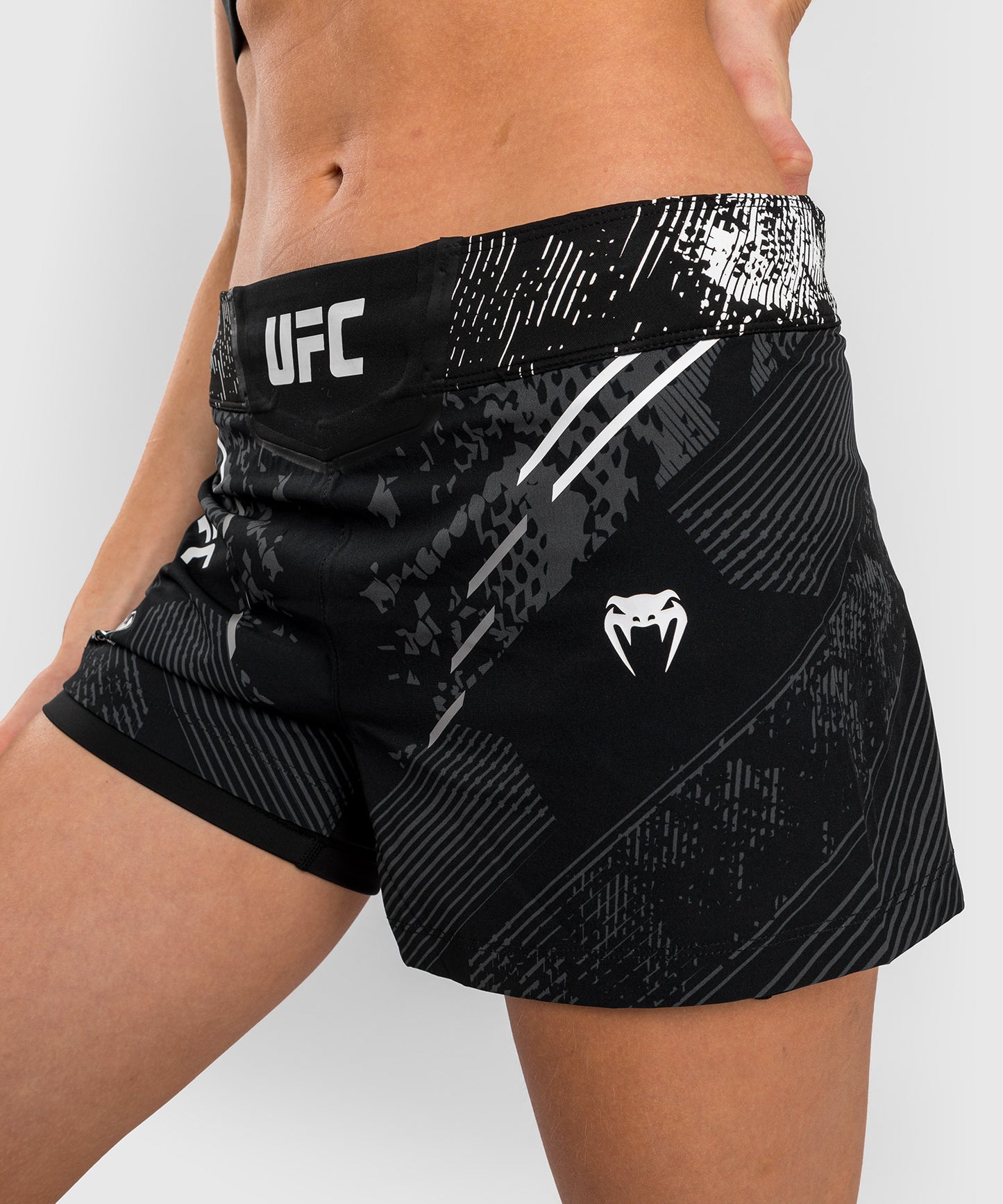 UFC Adrenaline by Venum Authentic Fight Night Pantaloncini da combattimento da Donna - Nero