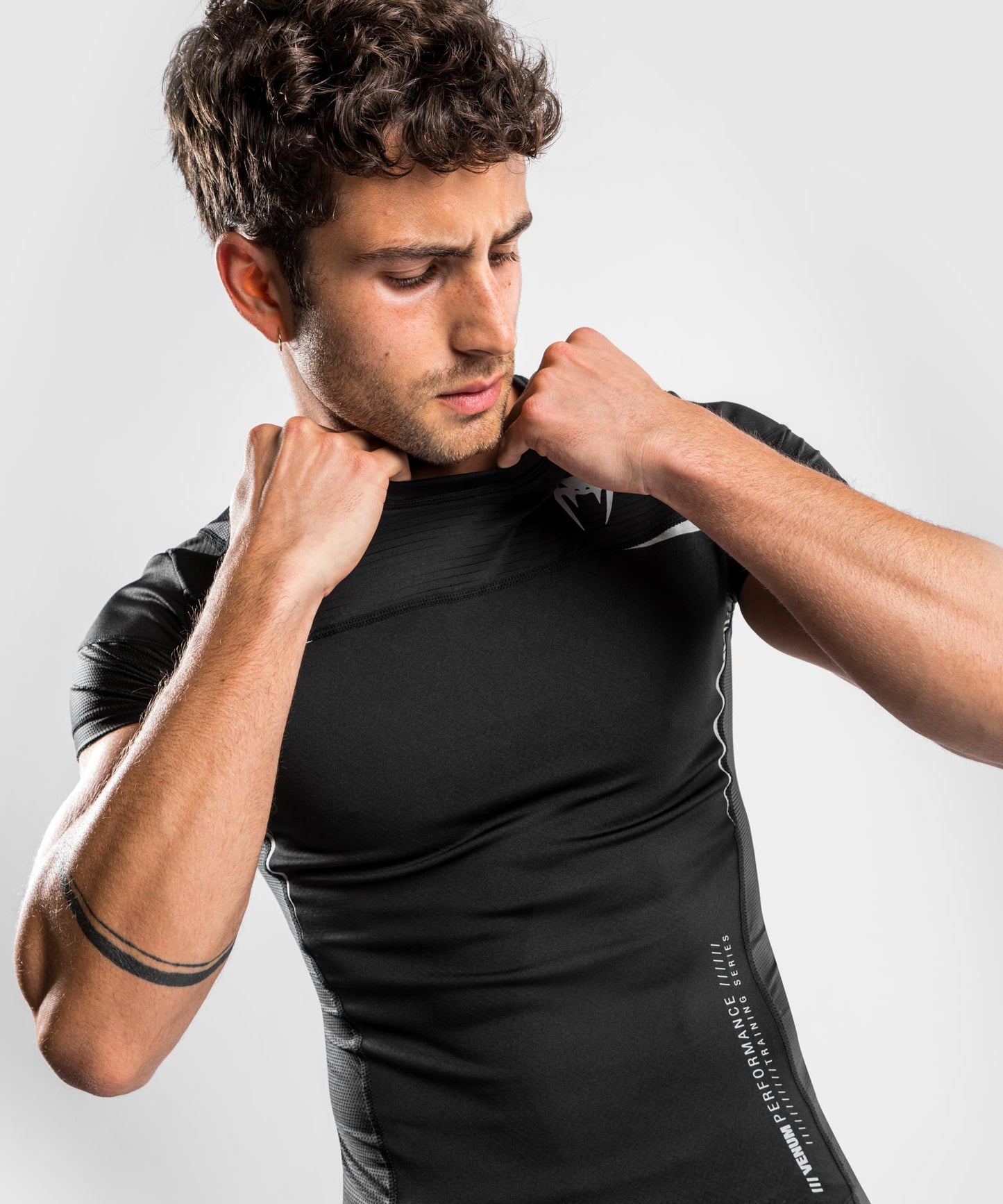 T-shirt a compressione Venum Tempest 2.0 (a manica corta) - Nero/Oro