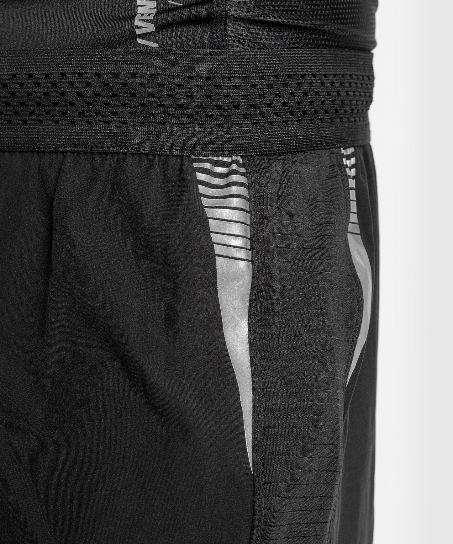 Pantaloncini da combattimento Venum Tempest 2.0 - nero/grigio