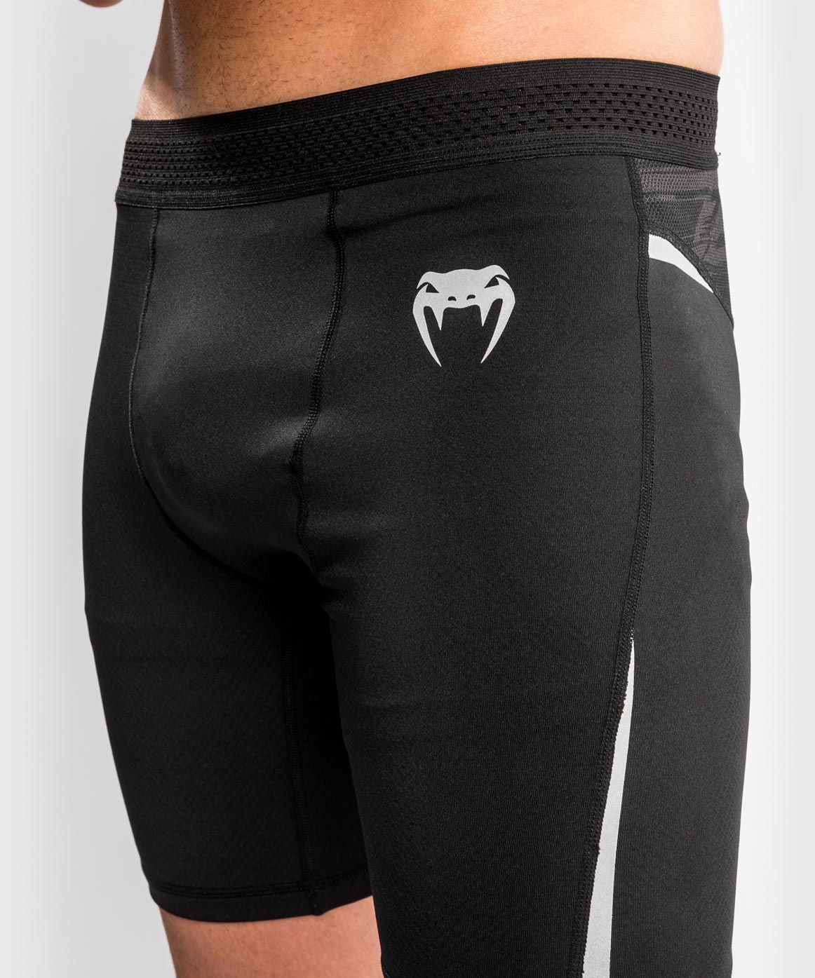 Pantaloncini da Vale Tudo Venum Tempest 2.0 - Nero/Grigio