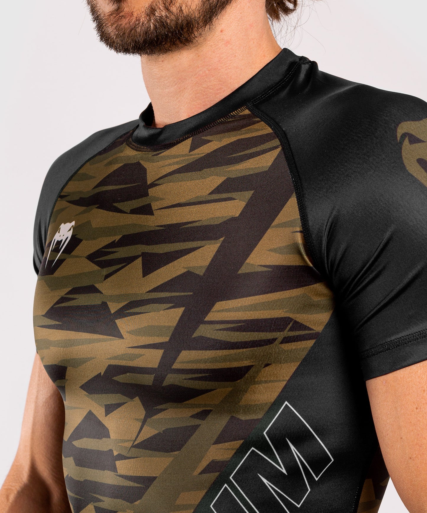 Rashguard Venum Contender 5.0 - maniche corte - Camo cachi