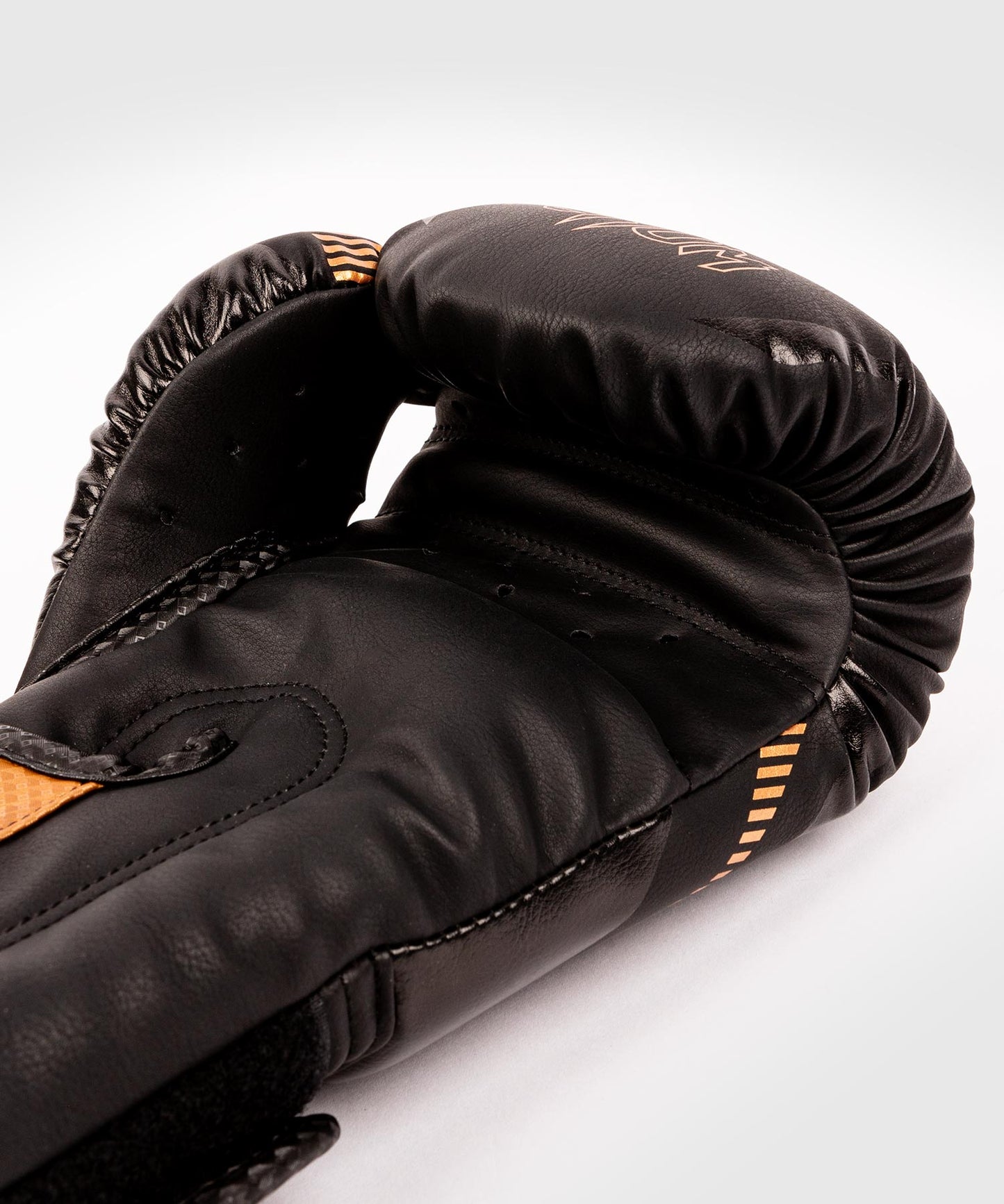 Guantoni da Boxe Venum Impact - Nero/Bronzo