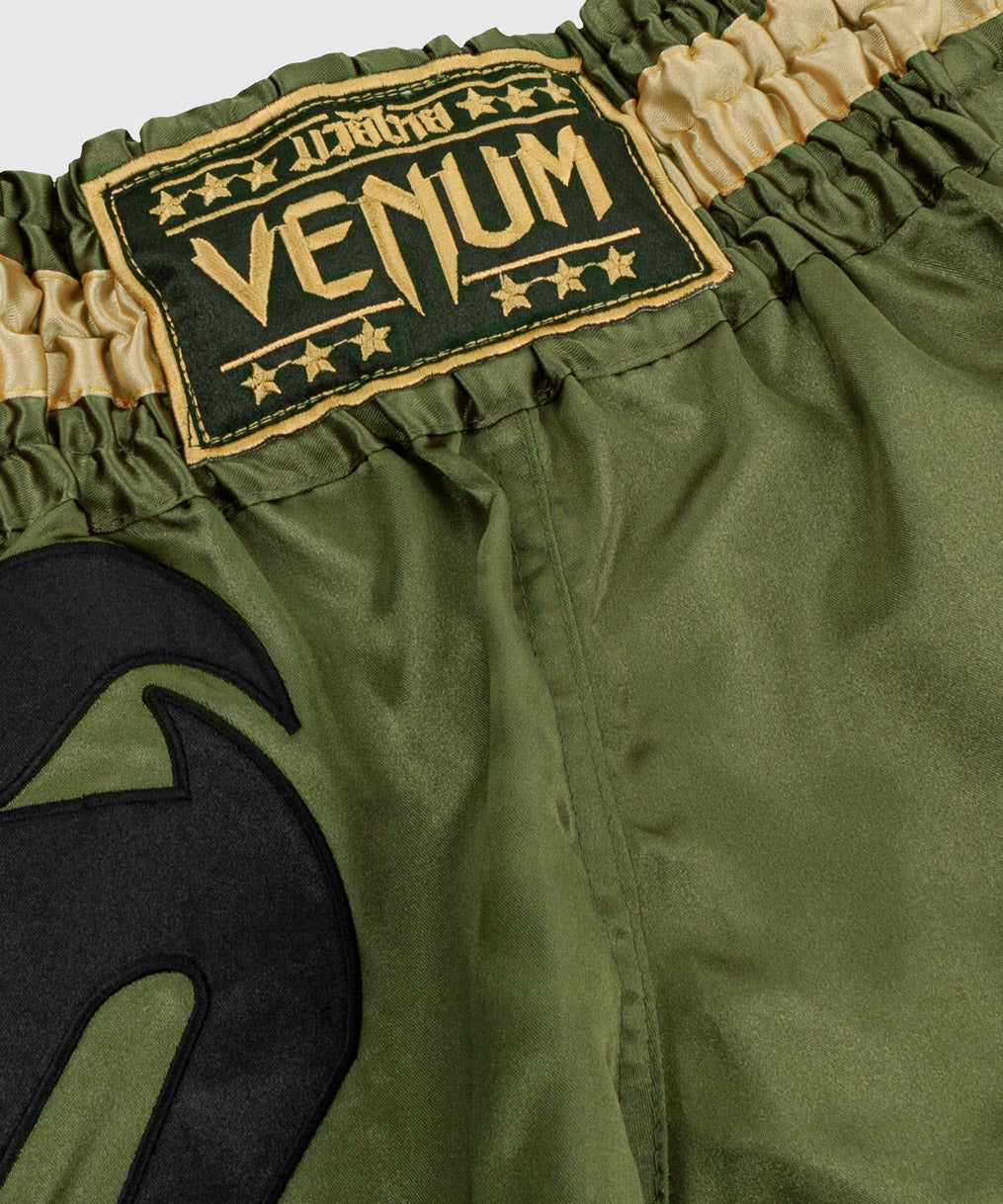 Pantaloncini da Muay Thai Venum Giant