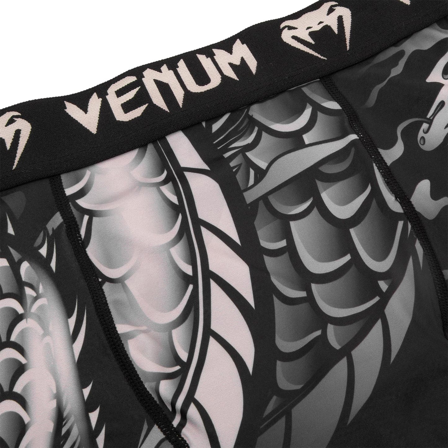 Pantaloncini a compressione Venum Dragon's Flight - Nero/Sabbia