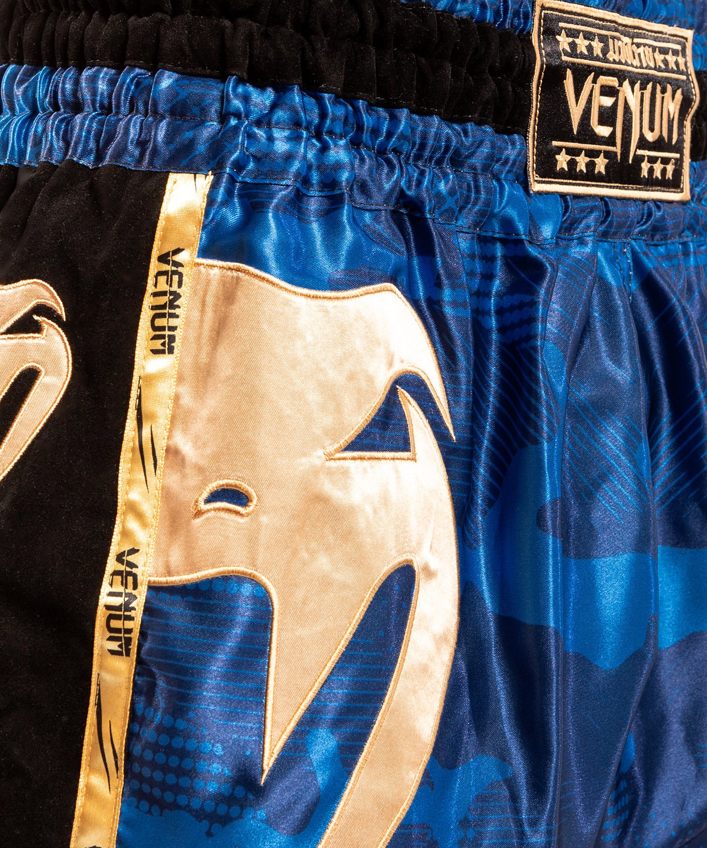 Pantaloncini da Muay Thai Venum Giant Camo - Blu/Oro