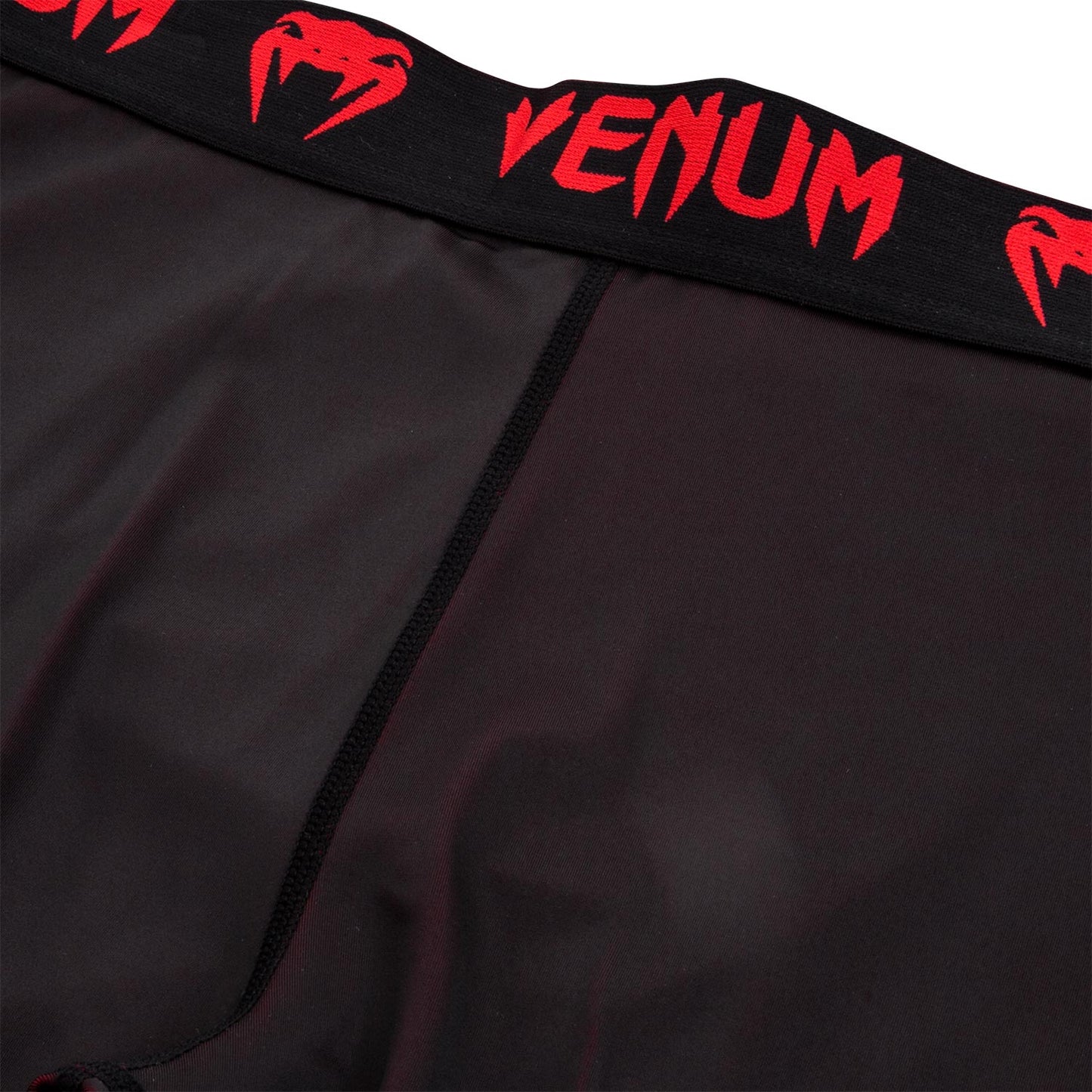 Pantaloni a compressione Venum Giant - Nero/Rosso