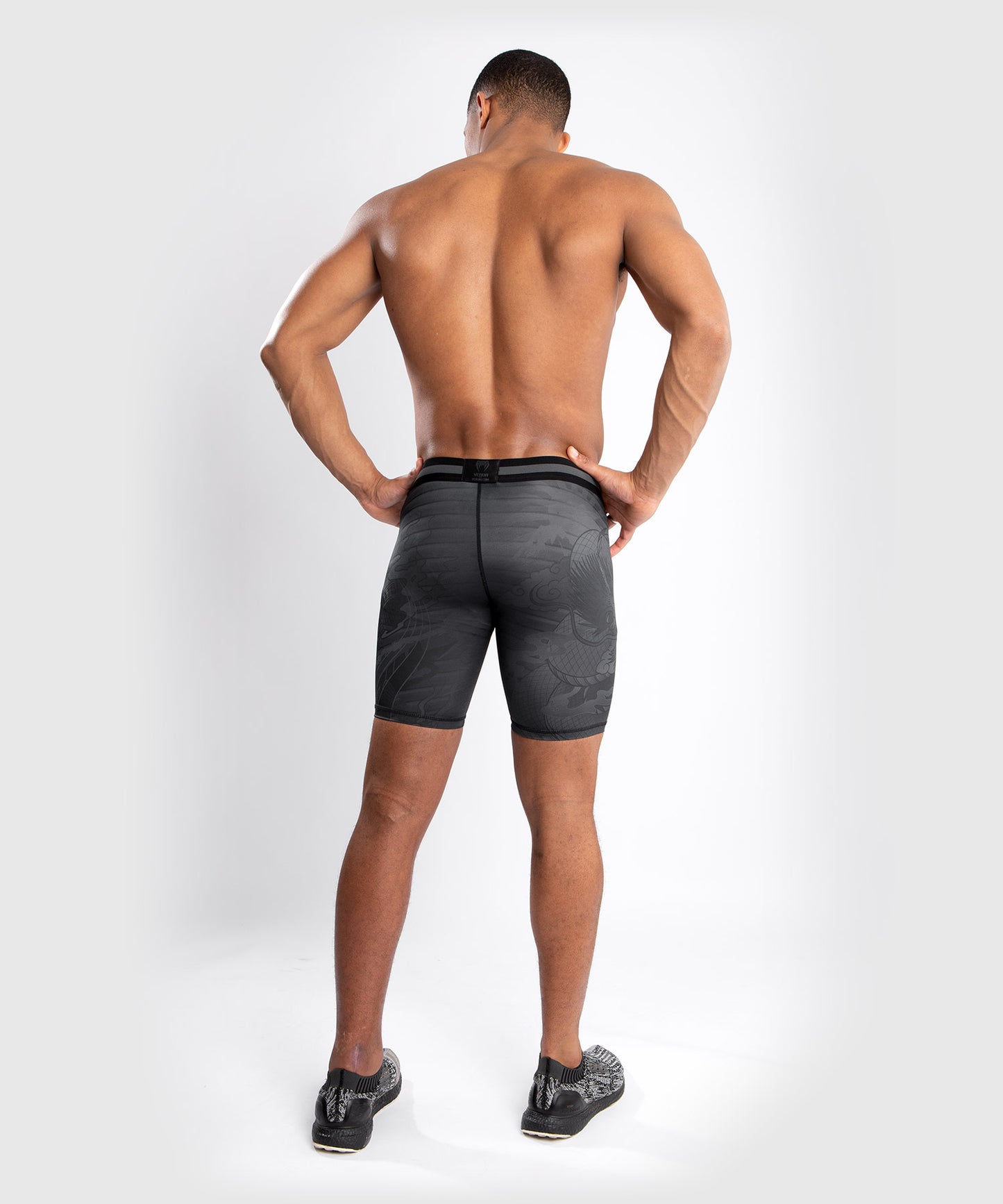 Venum YKZ21 Pantaloncini Vale Tudo - Neri/Neri