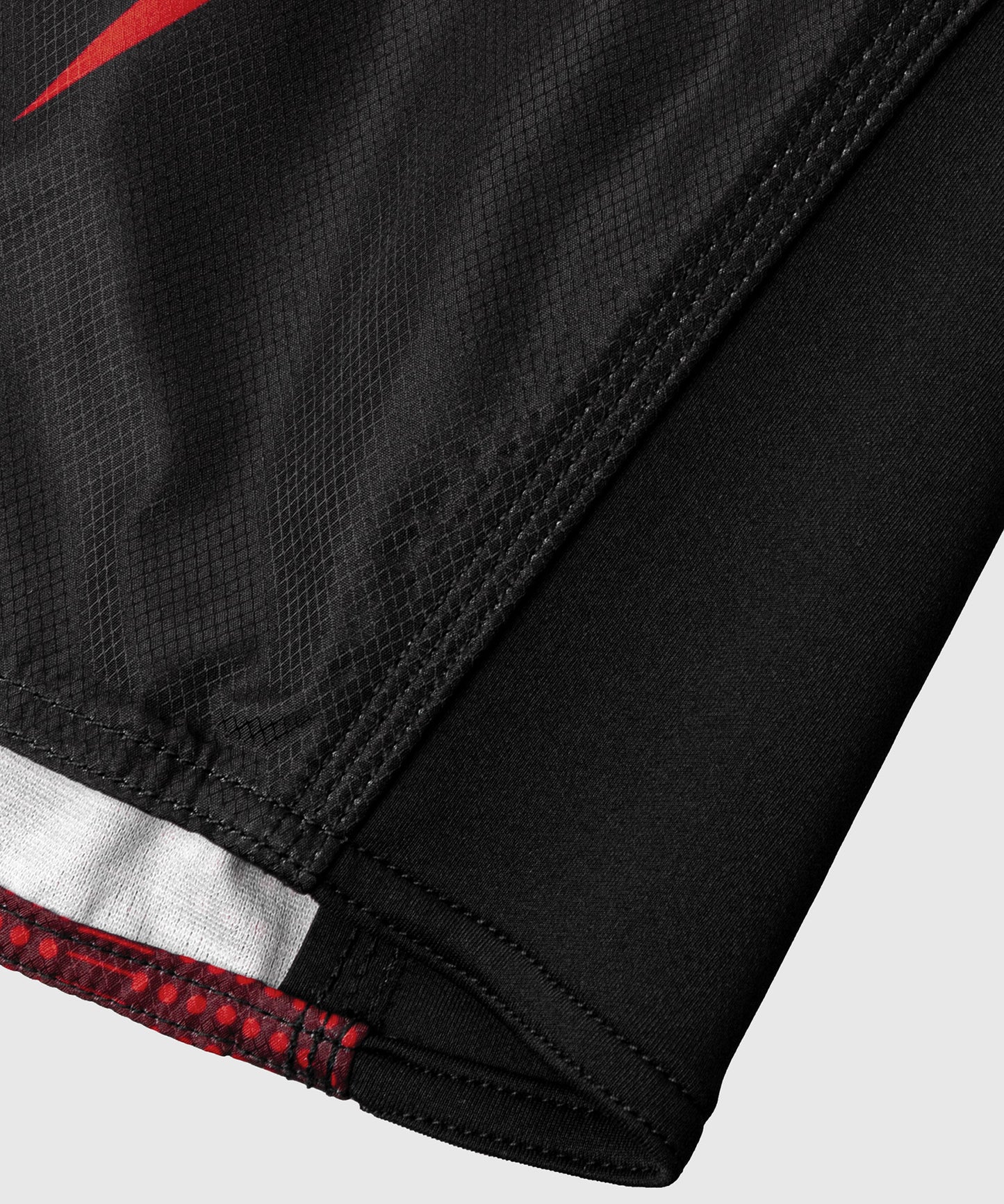 Pantaloncini MMA Venum Light 3.0 - Rosso/Nero