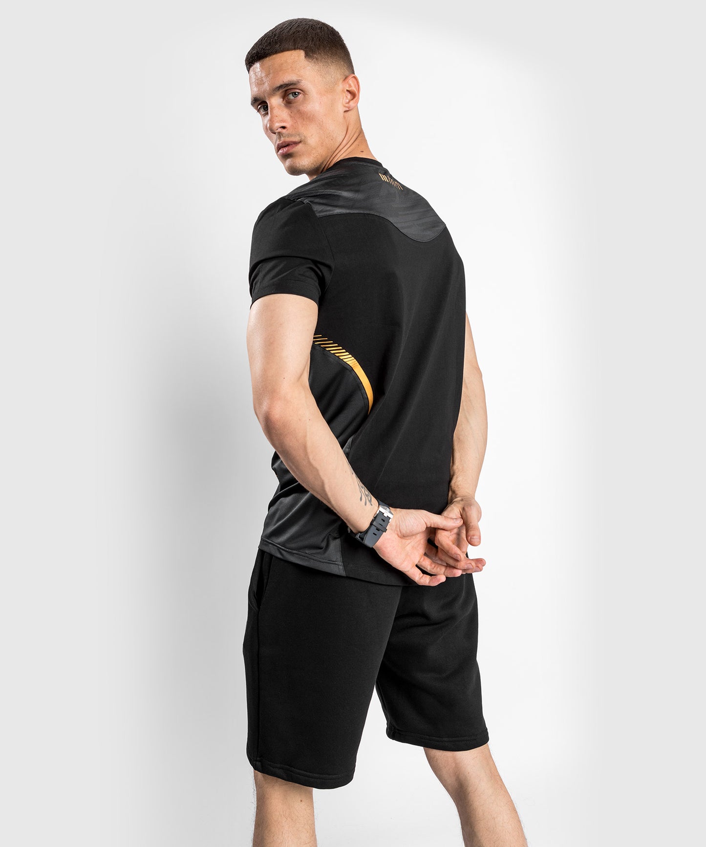 T-shirt Venum Tempest 2.0 - nero/oro